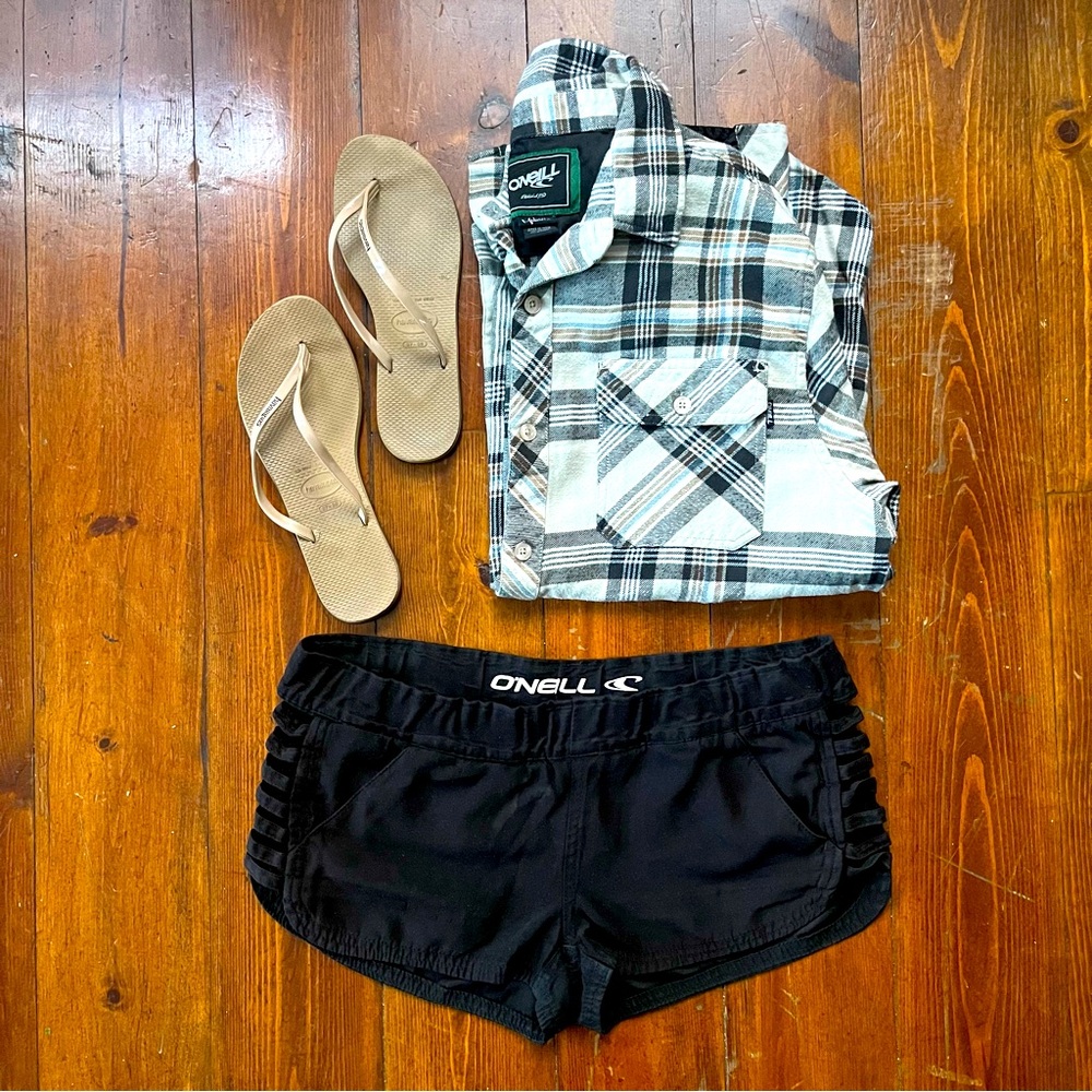 O’NEILL SET | Flannel + Board Shorts + HAVAIANAS